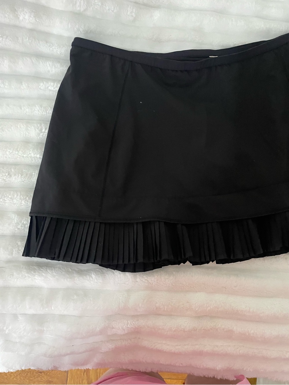lululemon athletica Black Tennis Skirt with Pleated Hem - Picture 7 of 14